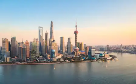 金桥啦啦宝都高达立像旁，金桥国际宁桥路车企白领周末单身脱单联